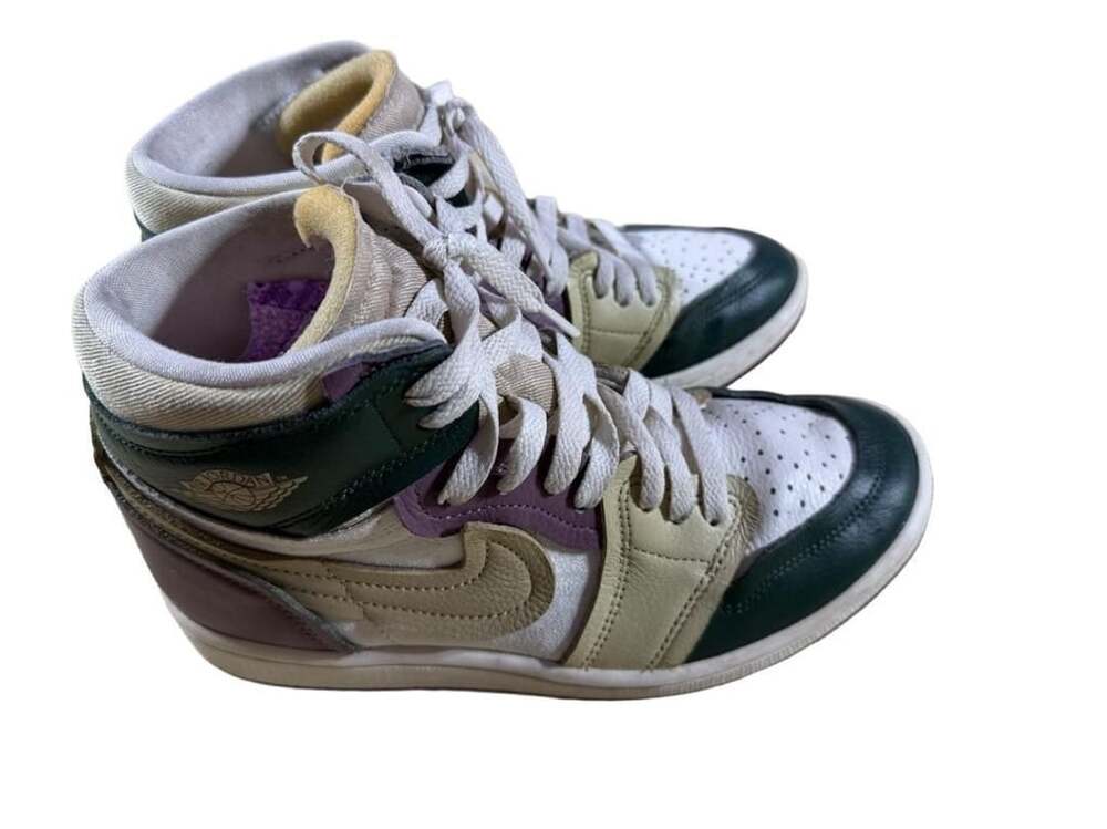 Nike Wmns Air Jordan 1 High MM Galactic Jade Women Casual Shoes FB9891-300